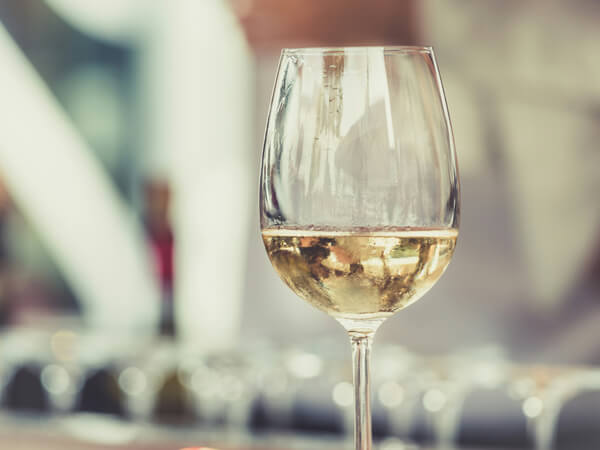 Comprehensive products range for pubs and bars - Wines - Champers Drinks